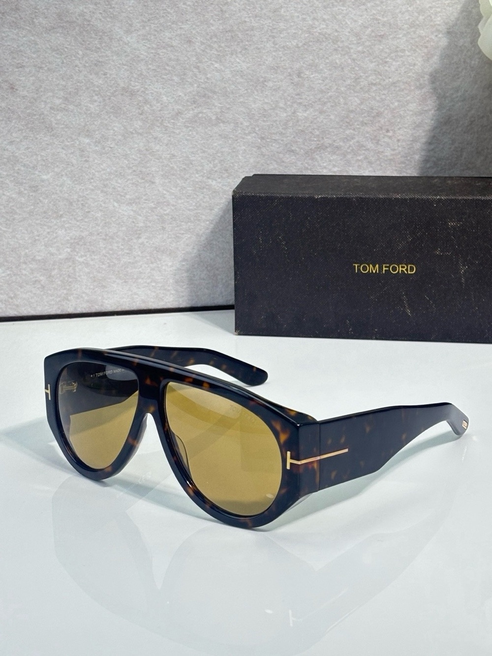 Tom Ford Tortoise Shell Aviator Sunglasses Amber Yellow Lens With Box